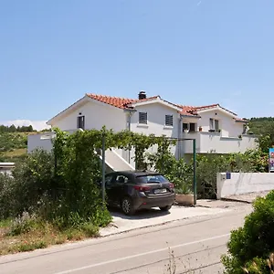 Aria , Trogir Chorwacja
